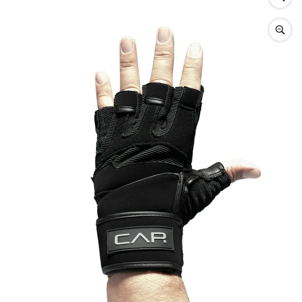 Black Fitness Gloves